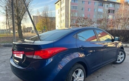 Hyundai Elantra V, 2012 год, 990 000 рублей, 4 фотография