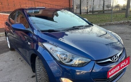Hyundai Elantra V, 2012 год, 990 000 рублей, 2 фотография