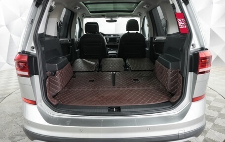 Volkswagen Touran III, 2020 год, 2 385 000 рублей, 23 фотография