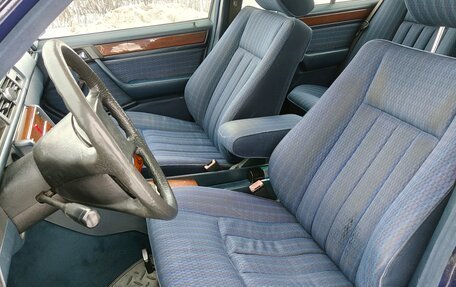 Mercedes-Benz W124, 1990 год, 250 000 рублей, 11 фотография