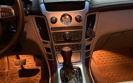 Cadillac CTS II, 2011 год, 930 000 рублей, 10 фотография