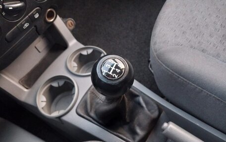 KIA Rio II, 2003 год, 270 000 рублей, 16 фотография