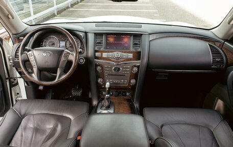 Infiniti QX56, 2012 год, 1 995 000 рублей, 16 фотография