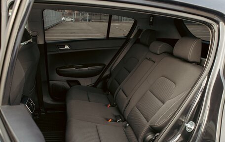 KIA Sportage IV рестайлинг, 2018 год, 2 095 000 рублей, 17 фотография