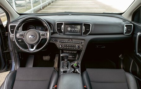 KIA Sportage IV рестайлинг, 2018 год, 1 995 000 рублей, 16 фотография