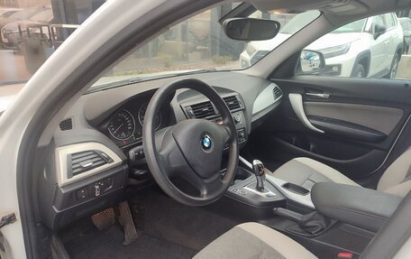 BMW 1 серия, 2011 год, 1 170 000 рублей, 7 фотография