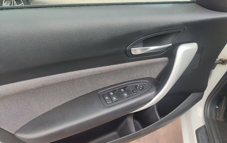 BMW 1 серия, 2011 год, 1 170 000 рублей, 12 фотография