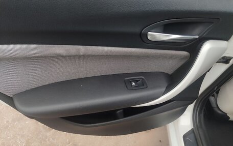 BMW 1 серия, 2011 год, 1 170 000 рублей, 13 фотография