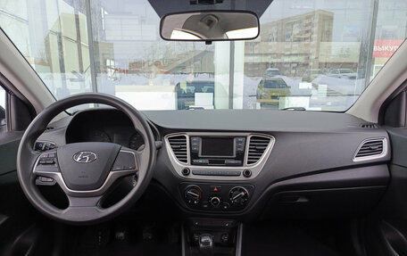 Hyundai Solaris II рестайлинг, 2019 год, 1 387 000 рублей, 14 фотография