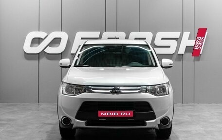 Mitsubishi Outlander III рестайлинг 3, 2014 год, 1 469 000 рублей, 3 фотография