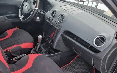 Ford Fusion I, 2006 год, 430 000 рублей, 3 фотография