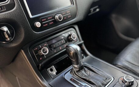 Volkswagen Touareg III, 2012 год, 1 300 000 рублей, 8 фотография