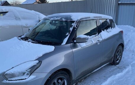 Suzuki Swift V, 2022 год, 1 600 000 рублей, 15 фотография