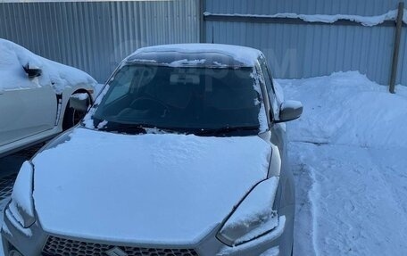 Suzuki Swift V, 2022 год, 1 600 000 рублей, 16 фотография