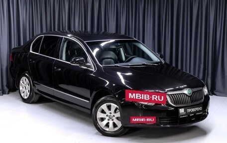 Skoda Superb III рестайлинг, 2012 год, 995 000 рублей, 3 фотография