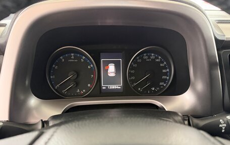 Toyota RAV4, 2018 год, 2 500 000 рублей, 5 фотография