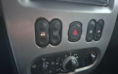 Renault Logan I, 2012 год, 285 000 рублей, 11 фотография