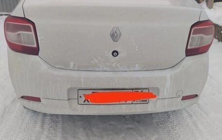 Renault Logan II, 2019 год, 700 000 рублей, 3 фотография