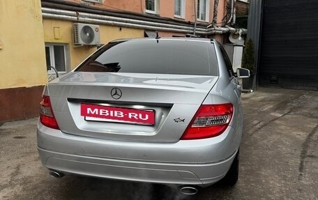 Mercedes-Benz C-Класс, 2009 год, 1 400 000 рублей, 6 фотография