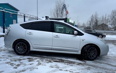 Toyota Prius, 2008 год, 950 000 рублей, 6 фотография