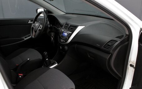 Hyundai Solaris II рестайлинг, 2013 год, 830 000 рублей, 10 фотография