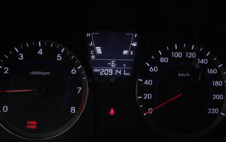 Hyundai Solaris II рестайлинг, 2013 год, 830 000 рублей, 12 фотография