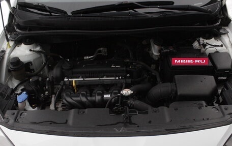 Hyundai Solaris II рестайлинг, 2013 год, 830 000 рублей, 21 фотография