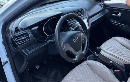 KIA Rio III рестайлинг, 2015 год, 600 000 рублей, 11 фотография