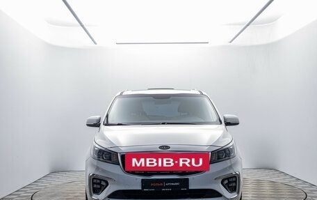 KIA Carnival III, 2018 год, 2 270 000 рублей, 2 фотография