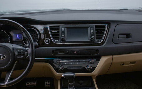 KIA Carnival III, 2018 год, 2 270 000 рублей, 14 фотография