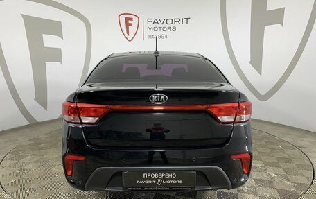 KIA Rio IV, 2018 год, 1 335 000 рублей, 3 фотография