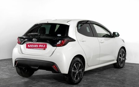 Toyota Yaris, 2020 год, 1 300 000 рублей, 3 фотография