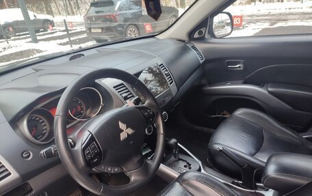 Mitsubishi Outlander III рестайлинг 3, 2007 год, 1 170 000 рублей, 5 фотография