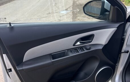 Chevrolet Cruze II, 2012 год, 775 000 рублей, 8 фотография