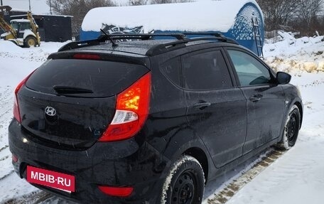 Hyundai Solaris II рестайлинг, 2012 год, 1 350 000 рублей, 3 фотография