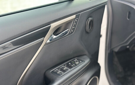 Lexus RX IV рестайлинг, 2018 год, 4 695 000 рублей, 34 фотография