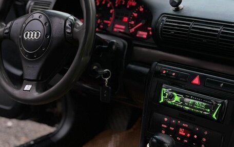 Audi A4, 1999 год, 515 000 рублей, 23 фотография