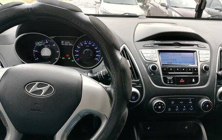 Hyundai ix35 I рестайлинг, 2013 год, 1 335 000 рублей, 11 фотография