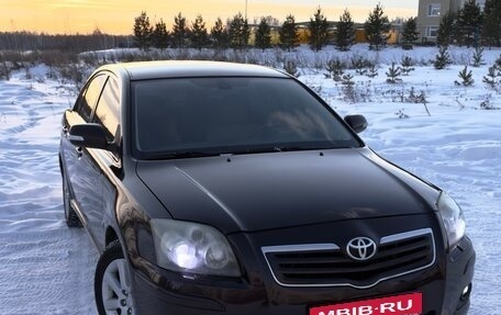 Toyota Avensis III рестайлинг, 2007 год, 798 000 рублей, 1 фотография