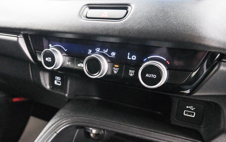 Honda Vezel, 2021 год, 2 449 000 рублей, 18 фотография