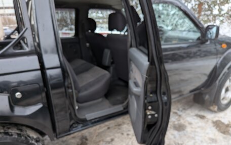 Nissan NP300, 2008 год, 1 200 000 рублей, 9 фотография