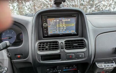 Nissan NP300, 2008 год, 1 200 000 рублей, 16 фотография