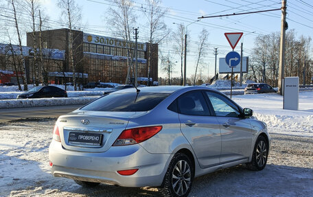 Hyundai Solaris II рестайлинг, 2013 год, 800 000 рублей, 6 фотография