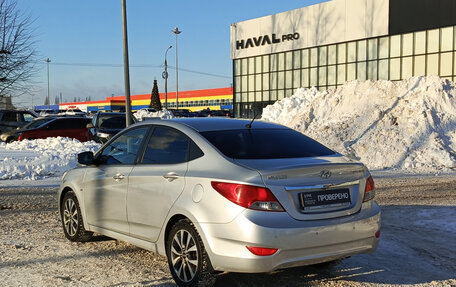 Hyundai Solaris II рестайлинг, 2013 год, 800 000 рублей, 8 фотография