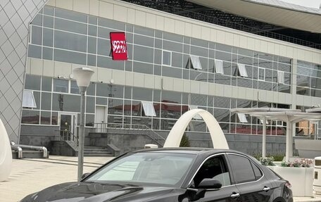 Toyota Camry, 2019 год, 2 650 000 рублей, 3 фотография