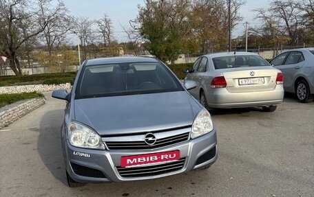 Opel Astra H, 2009 год, 580 000 рублей, 2 фотография