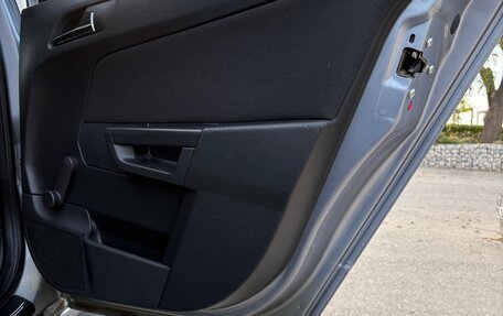 Opel Astra H, 2009 год, 580 000 рублей, 10 фотография