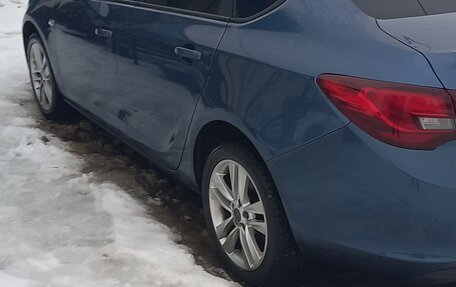 Opel Astra J, 2013 год, 900 000 рублей, 12 фотография