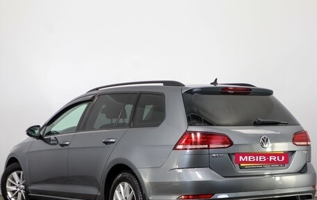 Volkswagen Golf VII, 2018 год, 1 679 000 рублей, 7 фотография