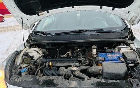 Hyundai Solaris II рестайлинг, 2011 год, 480 000 рублей, 6 фотография